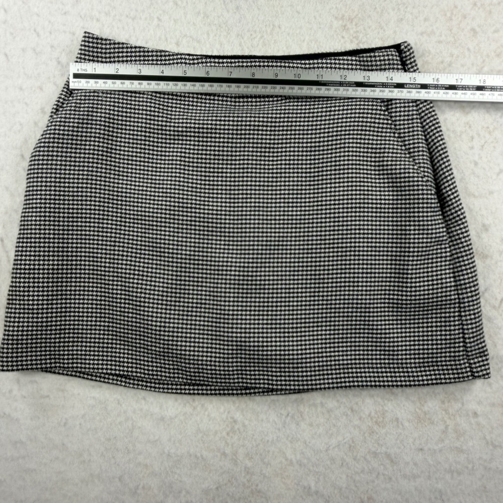 Abercrombie & Fitch Houndstooth Skort BlackWhite Mini Skirt Shorts Womens Medium - Picture 5 of 8